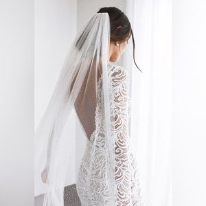 Grace Loves Lace Shimmy Veil